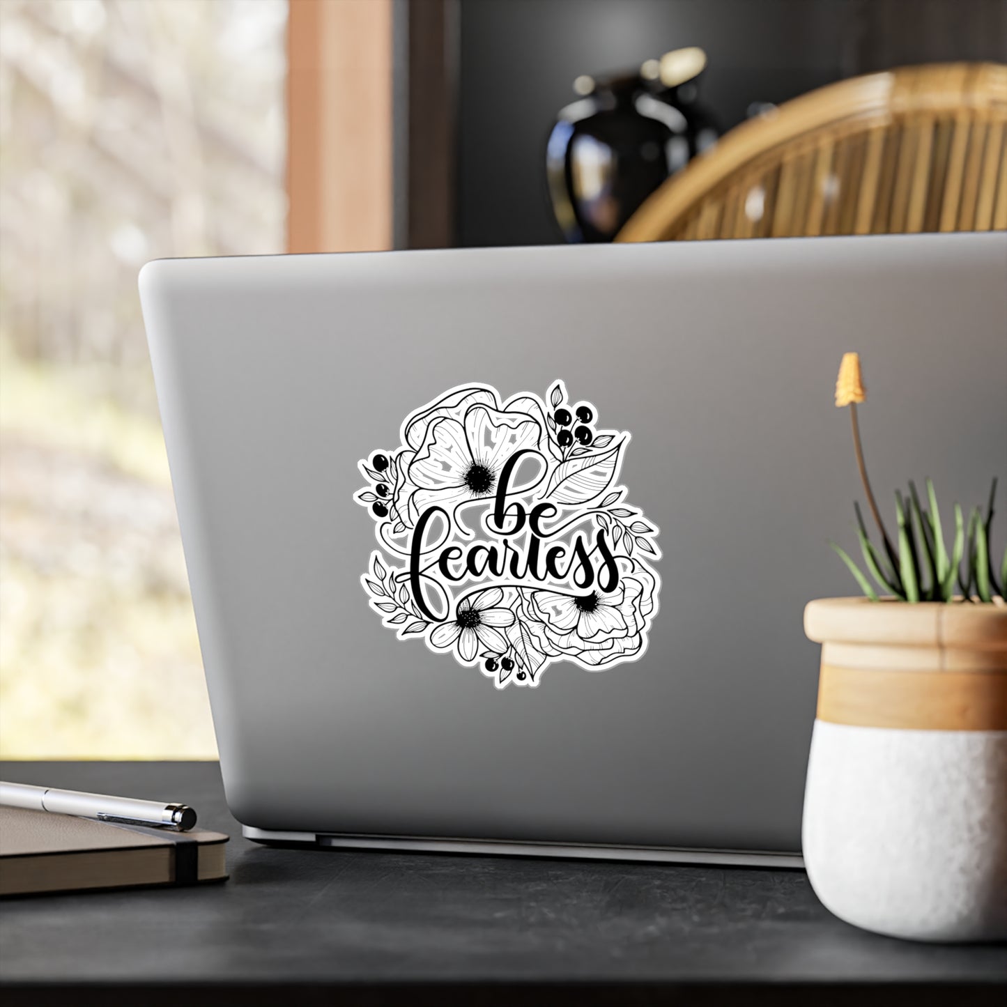 Be Fearless - White Vinyl Sticker - howjoyfulshop