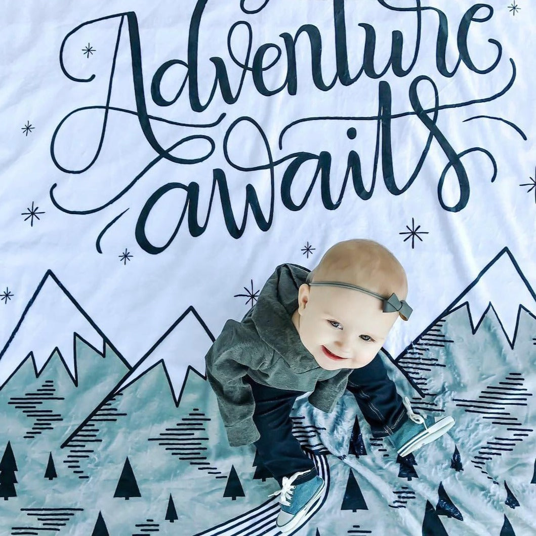 Adventure awaits mountains - Velveteen Blanket - howjoyfulshop