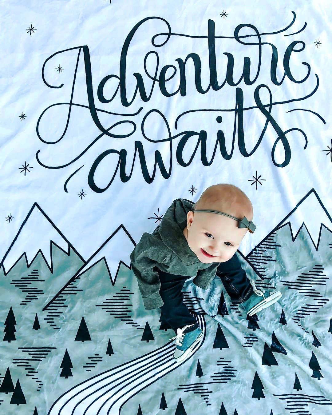 Adventure awaits mountains - Sherpa Blanket - howjoyfulshop
